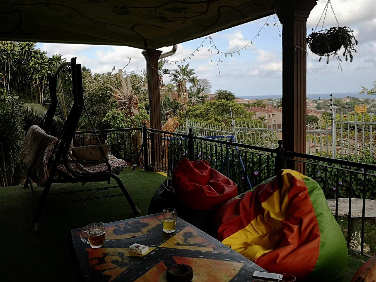 Khululekani - Durban Rasta Hide Out Backpackers Εξωτερικό φωτογραφία