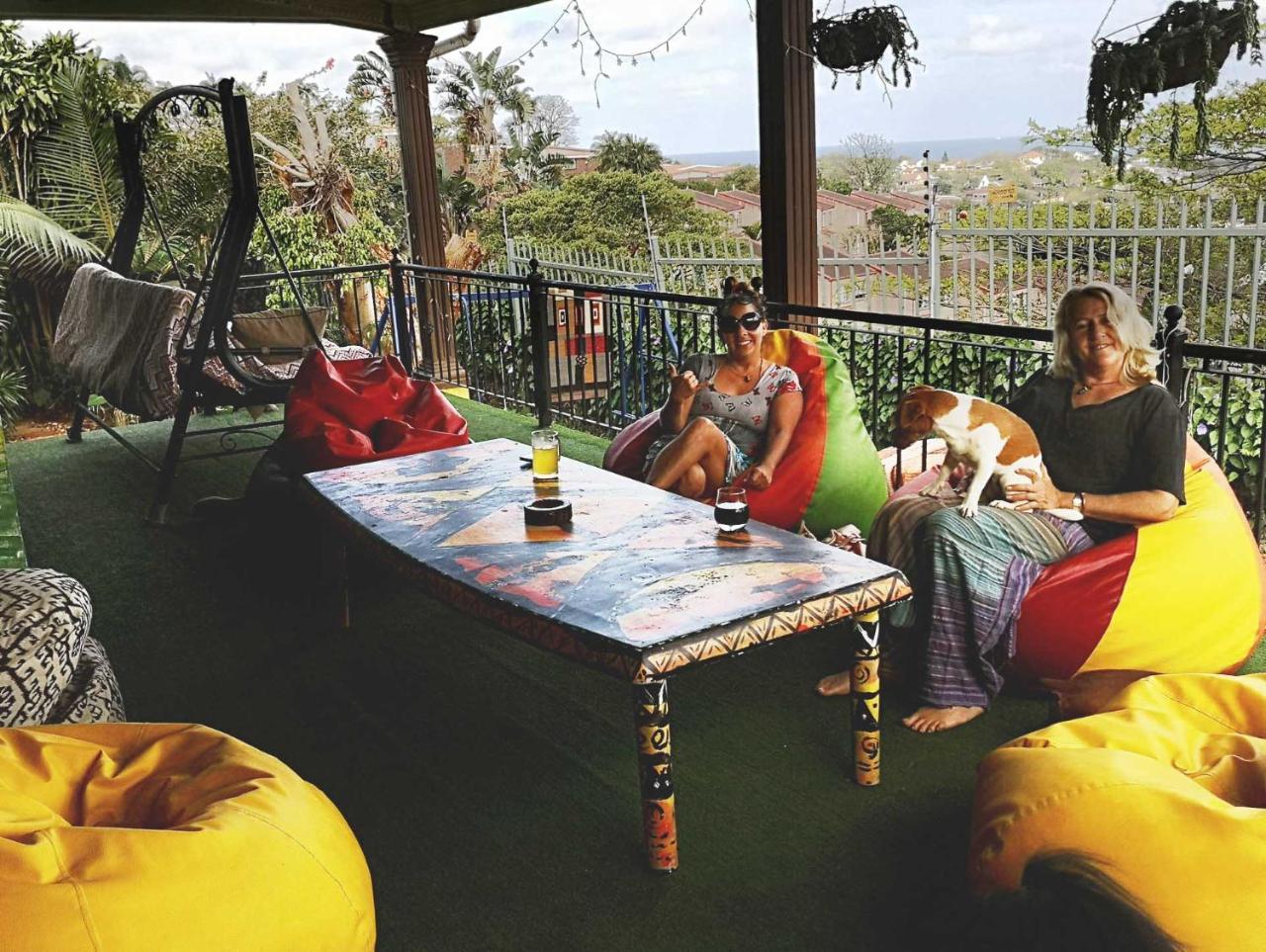Khululekani - Durban Rasta Hide Out Backpackers Εξωτερικό φωτογραφία